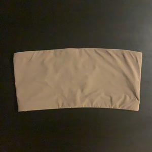 SKIMS FITS EVERYBODY BANDEAU BRA B220